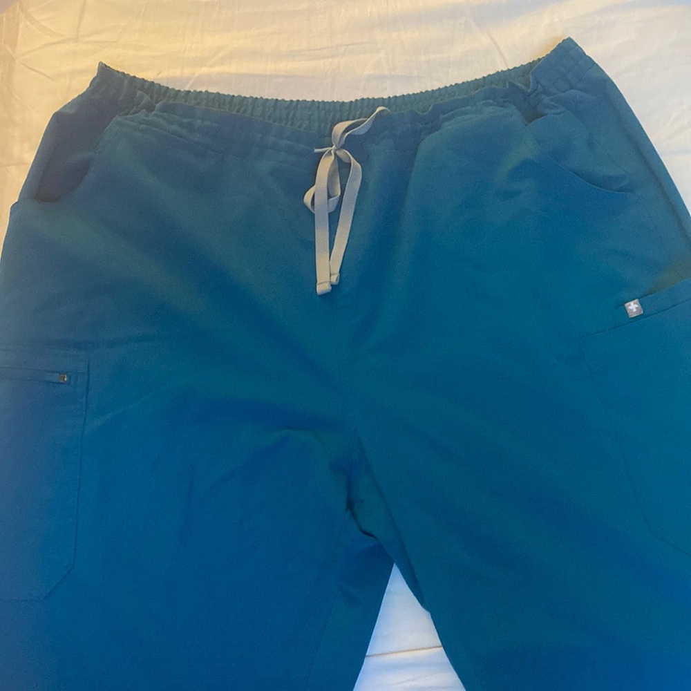 Yola Style, Caribbean blue color